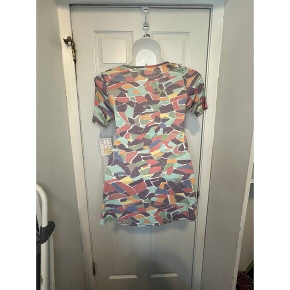 LulaRoe XXS Buttery Soft perfect T Multi Color Geometric Pattern - Picture 11 of 11
